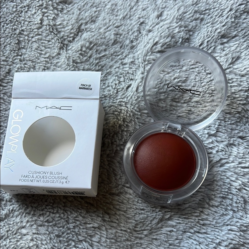 MAC Cosmetics Glow Play Blush - Warm Red